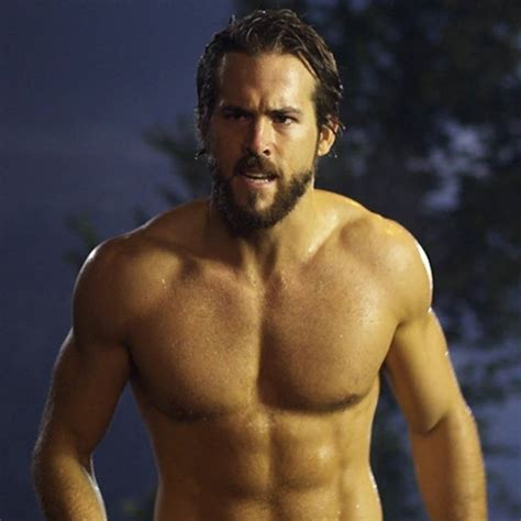 ryan reynolds shirtless